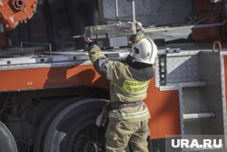 Пожарный спас мужчину из огня