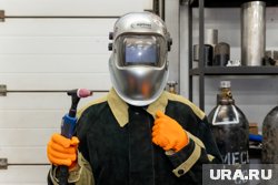 Зарплаты на уровень IT-сферы приблизились у сварщиков, машинистов и токарей