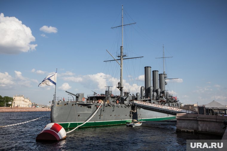 «Аврора» относилась к классу бронепалубных крейсеров 1-го ранга