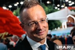 Сийярто заявил, что Путин и Трамп заслуживают уважения за проведение саммита на Аляске