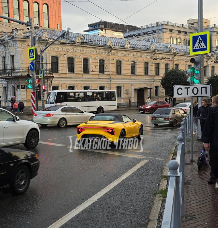 Премиальный электрокар заметили на дорогах Екатеринбурга