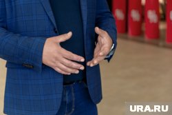 Мэр записал поздравление на нескольких языках