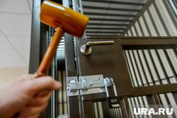 В июле 2022 года руководитель предприятия передал начальнику УКСа более 5 млн рублей в качестве взятки