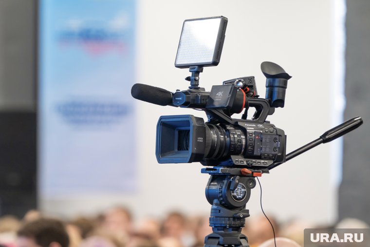 Телеканалом Игнатенко руководит с 2021 года