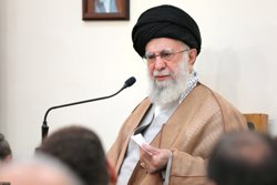 Али Хаменеи заявил, что из-за израильских ударов по Ирану погибли высокопоставленные военные и ученые