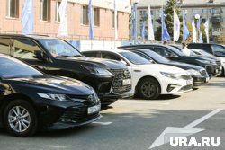 На челябинских дорогах чаще можно увидеть авто монохромных оттенков