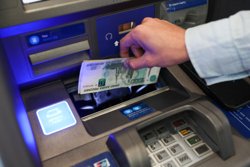 Около 10% опрошенных выразили готовность полностью перейти на цифровые расчеты