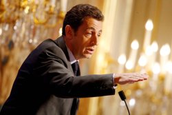 Экс-президент Франции часто становился фигурантом уголовных дел