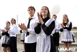 Почти 12 тысяч тюменских школьников закончили 11-й класс 
