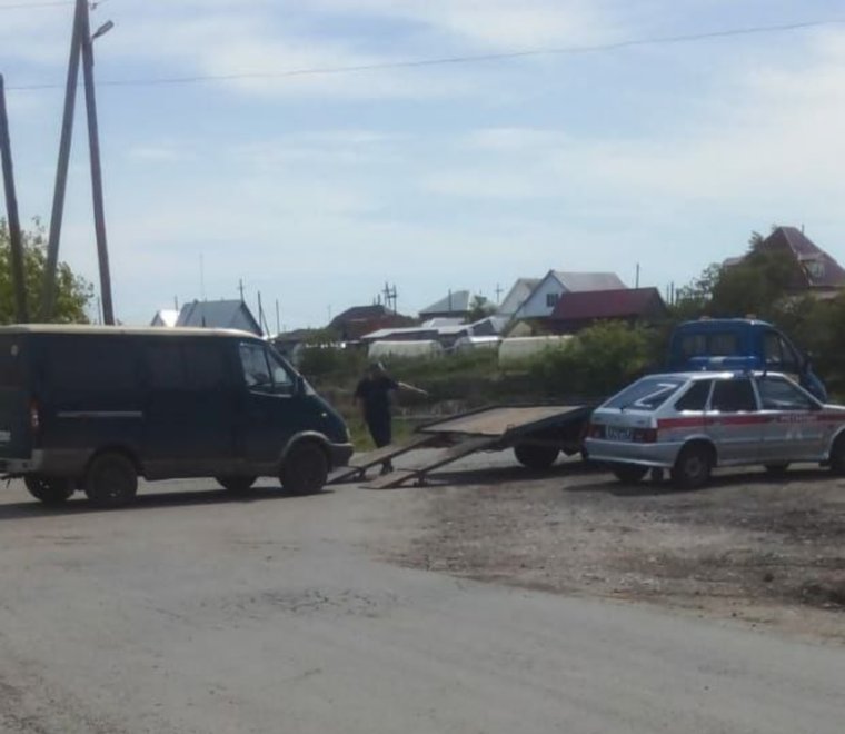 В Мокроусово сотрудники ГАИ отправили на штрафстоянку единственную Газель местного похоронщика