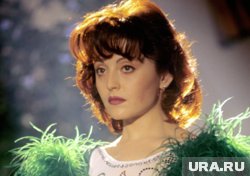 С пяти лет Варум начала учиться игре на фортепиано, позже освоила игру на гитаре
