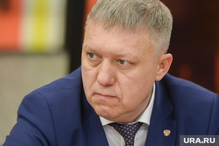 Чернятьев также призвал подростков не забывать историю России, предков и их победы
