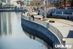 В Челябинске возобновилась механическая очистка реки Миасс