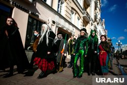 В начале века в Кургане устраивали карнавал, чтобы предупредить об опасных болезнях (архивное фото)