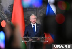 Галузин отмечал, что Россия ратует за мирное урегулирование конфликта, а Киев и Запад продолжают военную инициативу
