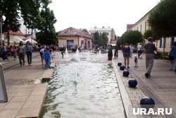 Пиештяны — курортный город в западной Словакии, расположенный на берегу реки Ваг