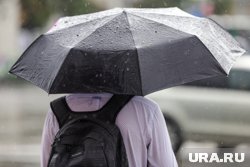 Из-за осадков зонтики челябинцам не стоит убирать далеко