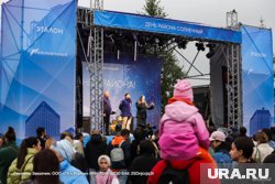 Капсула времени торжественно была вскрыта спустя 10 лет после закладки