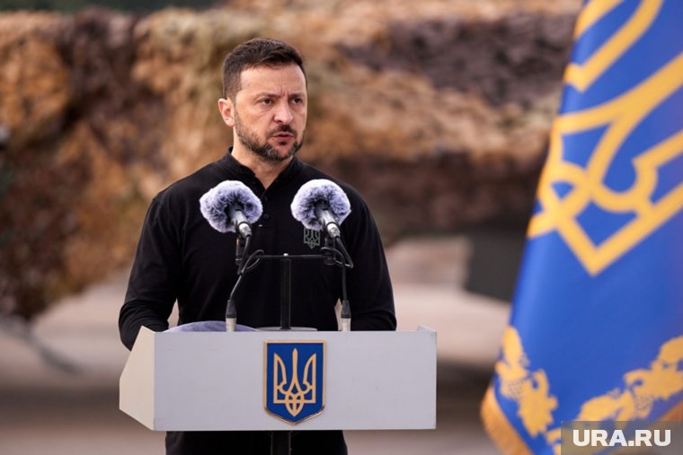 Зеленский ввел санкции против более чем 60 человек