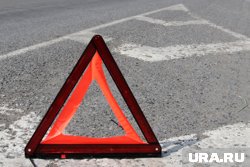Пассажирский городской автобус столкнулся с легковым авто