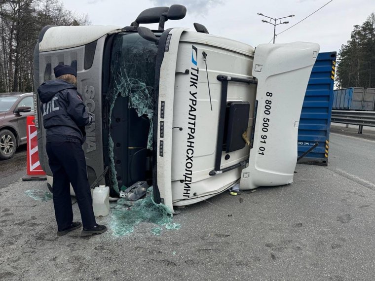 К 13:41 движение транспорта восстановили в полном объеме
