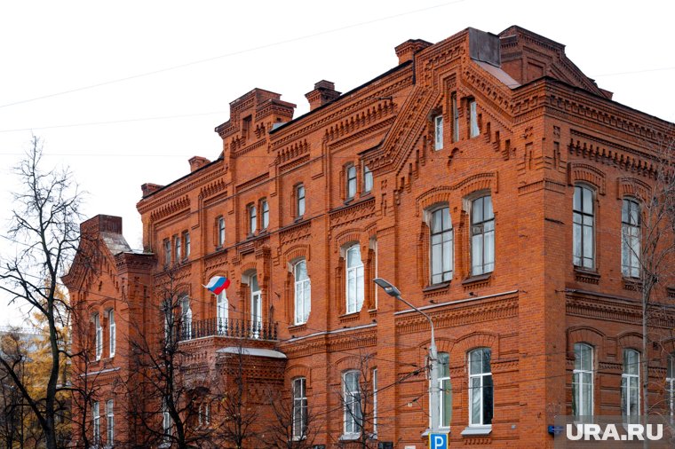 Здание освятили в 1887 году