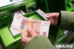 Россиян устраивает купюра, номиналом пять тысяч рублей, считает Аксаков