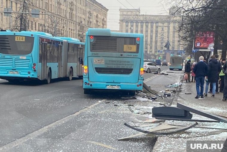 На месте работают оперативные службы