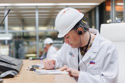 Николай Цискаридзе оставил восхищенную запись на память заводчанам