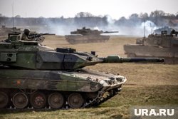 Танки Stridsvagn 122  являются шведским вариантом немецкого Leopard 2A5