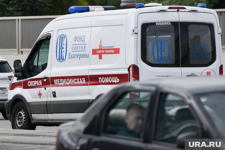После конфликта с водителем, Рыжов завладел автомобилем и доехал до ближайшей остановки общественного транспорта, где оставил машину