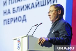 Секретаря Генсовета ЕР Владимира Якушева ждут в Ханты-Мансийске на форуме муниципальных депутатов