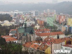 Оппозиция чешского экс-премьера лидирует на выборах в Чехии