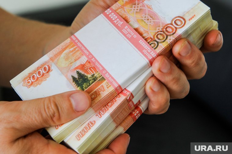 Вслед за крупными основными драйверами роста зарплат стали малые фирмы