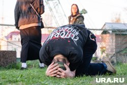 Мужчина признается, что от болей помогают только таблетки, а причина их так и не ясна 