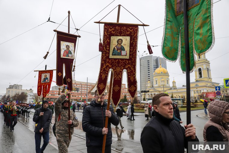  В Тарко-Сале в связи с празднованием православного праздника и перекроют дороги