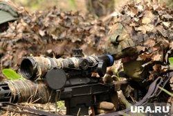 В новосибирском училище Белоусов проверил, как ведется подготовка офицеров для спецназа