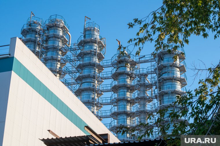 Завод Запсибнефтехим в Тобольске принадлежит холдингу СИБУР
