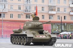 Танкисты по всей России отмечают свой праздник 14 сентября