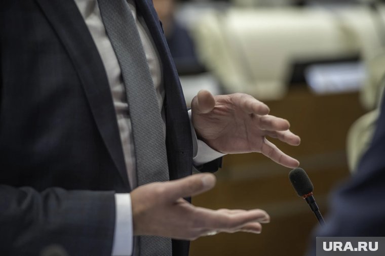 Последние пять лет он занимал пост заместителя председателя думы округа