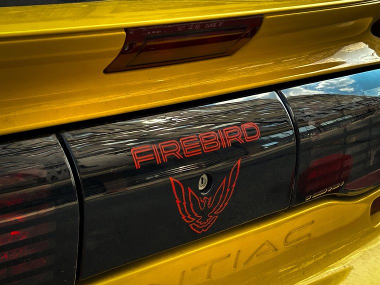 Такая модель Pontiac считается редкостью для российских дорог