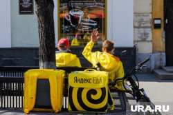 Работа курьеров вошла у челябинских подростков в перечень популярных для подработки