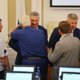 Полный апдейт: новым депутатам Курганской области вручают удостоверения