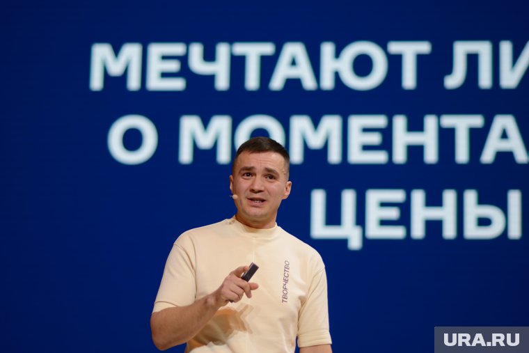 Пискулин утверждает, что от ЖК до береговой линии - меньше минуты пешком