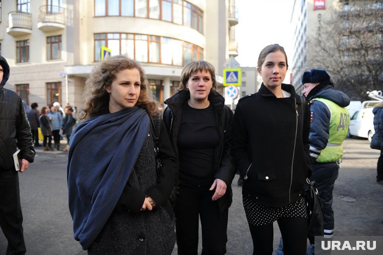 Основания для розыска адвоката группы не уточняются