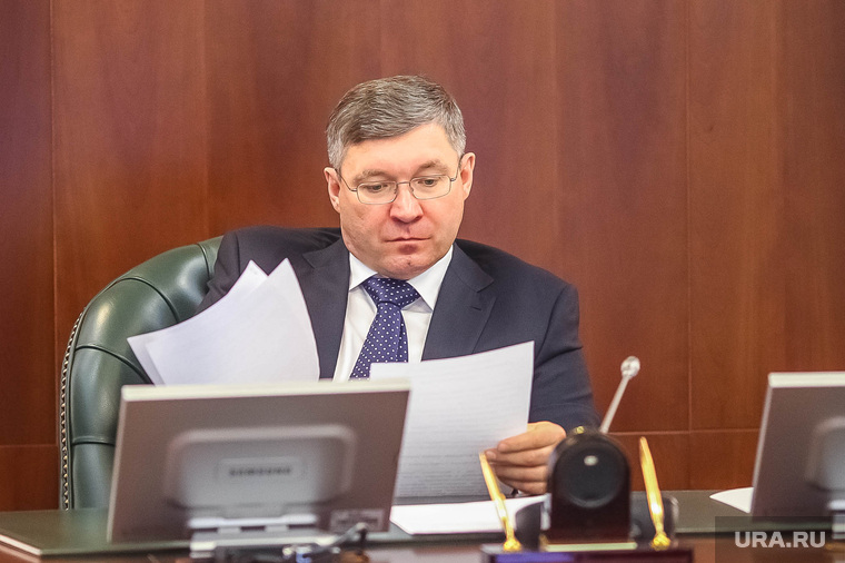 Встреча губернатора Владимира Якушева с журналистами в честь дня российской прессы. Тюмень, якушев владимир, портрет