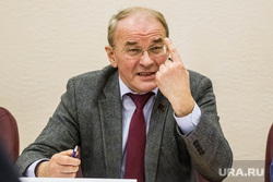 Коммунист Владислав Тетекин считает, что по сравнению с советскими временами мы отдыхаем слишком часто
