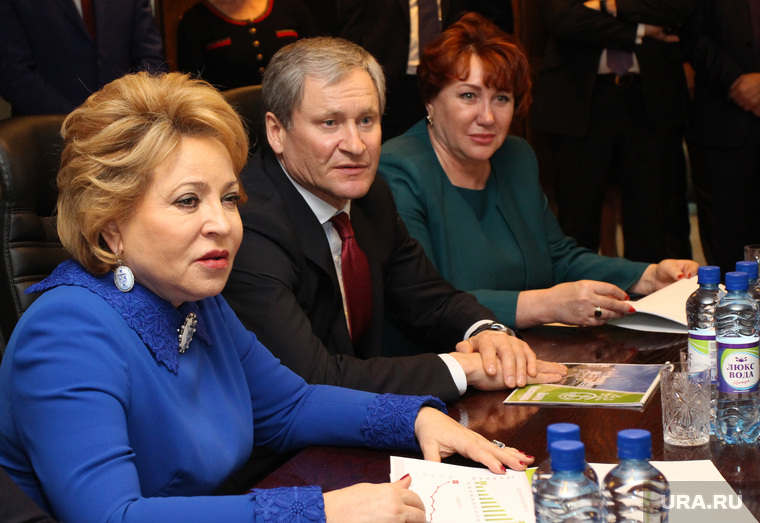 Матвиенко в центре Илизарова Курган, перминова елена, холманских игорь, кокорин алексей, матвиенко валентина