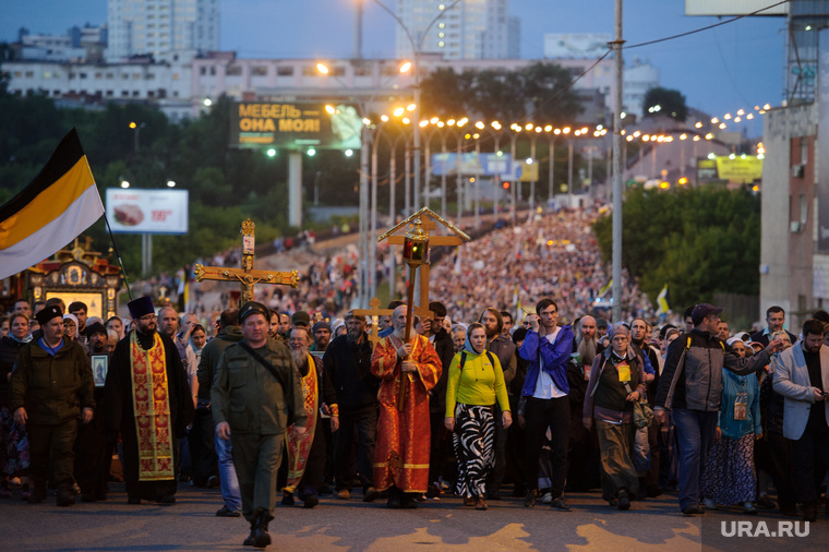 Царские дни в Екатеринбурге: божественная литургия и крестный ход, верующие, крестный ход, паломники, царские дни, православные