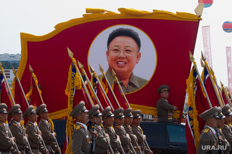 Клипарт depositphotos.com, кндр, пхеньян, северная корея, северокорейские солдаты, военный парад в пхеньяне, ким чен ир